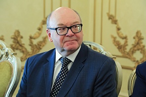 Интервью Посла России в Узбекистане Владимира Тюрденева газете «Налоги Плюс» по случаю празднования Дня народного единства